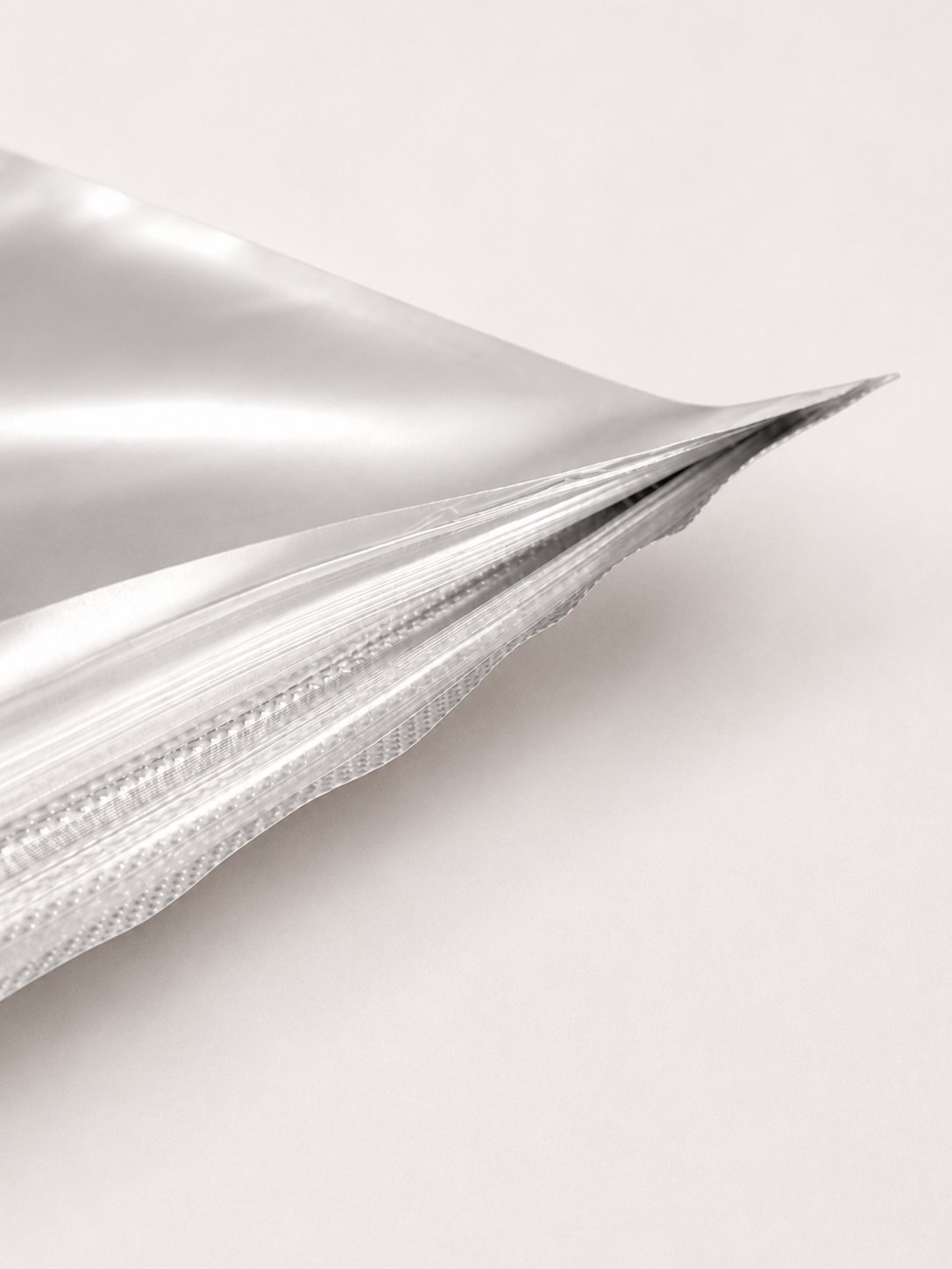 Dual sealing strips
